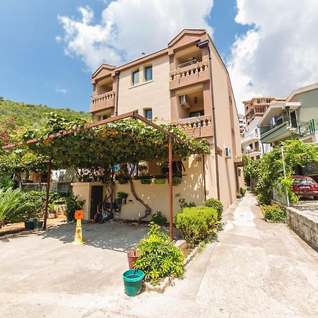 Villa Vera Budva Bagian luar foto