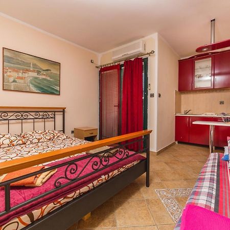 Villa Vera Budva Bagian luar foto