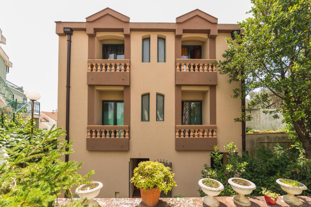Villa Vera Budva Bagian luar foto