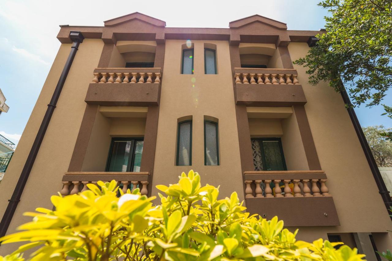 Villa Vera Budva Bagian luar foto