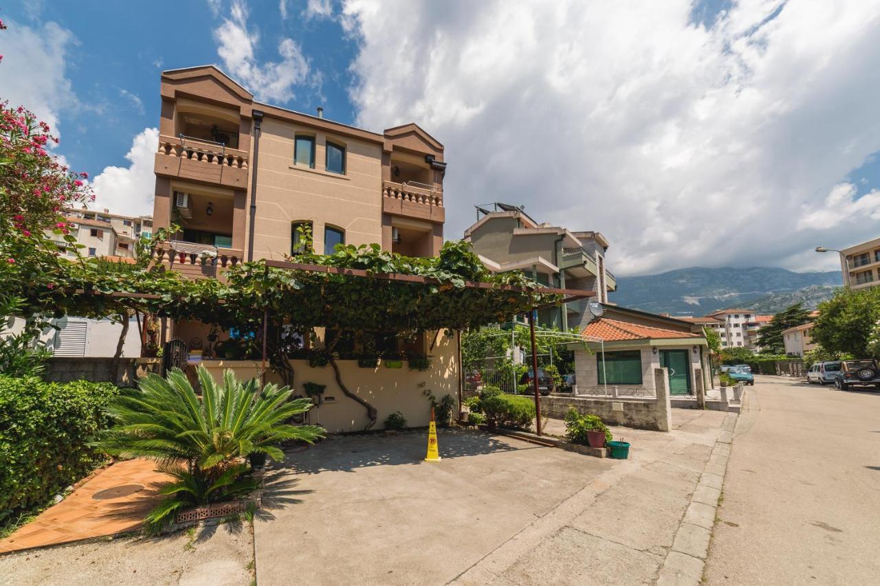 Villa Vera Budva Bagian luar foto