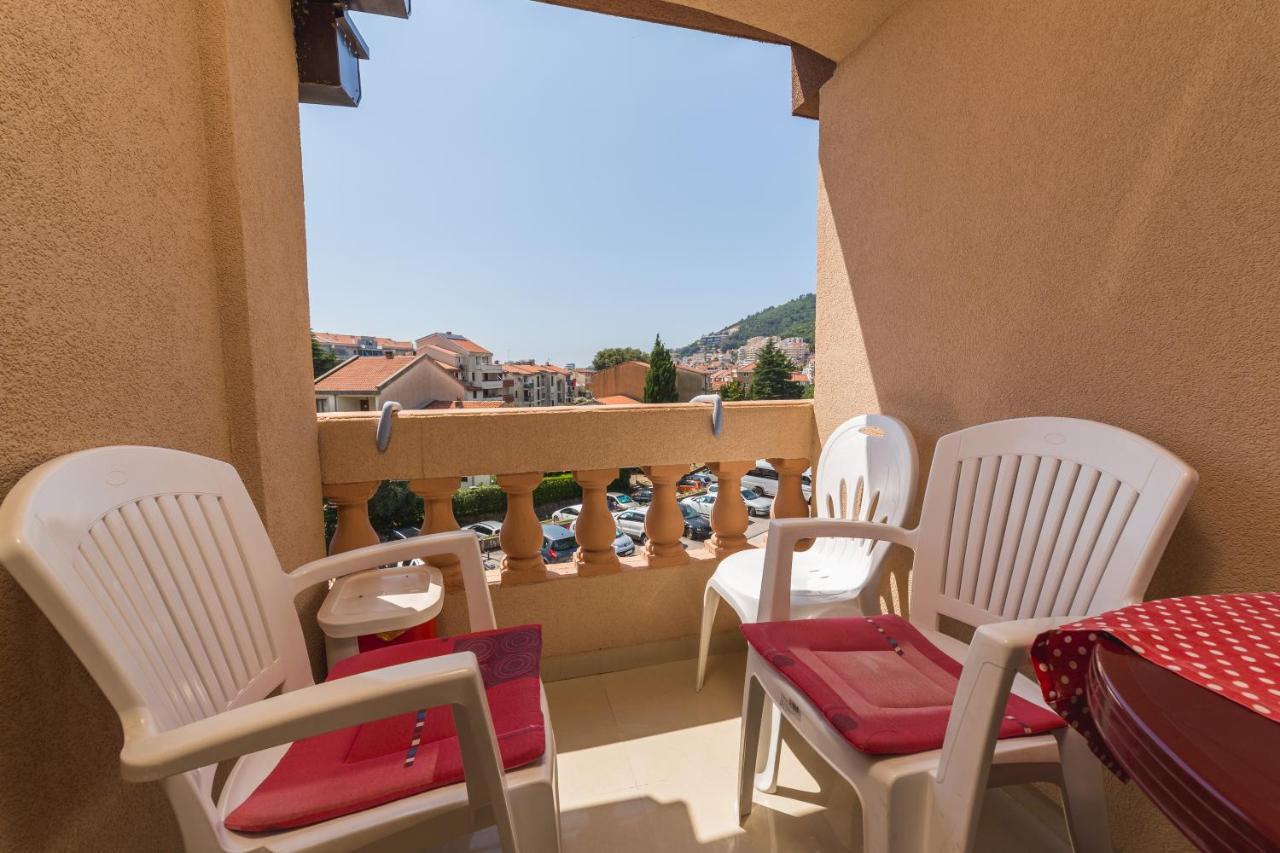 Villa Vera Budva Bagian luar foto