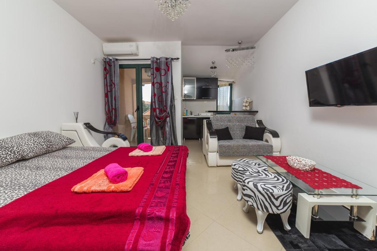 Villa Vera Budva Bagian luar foto
